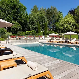 https://residence-la-reserve-ferney-voltaire.hotels-rhonealpes.com