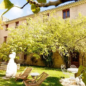 https://la-bastide-du-paradou.fr-provencehotel.com